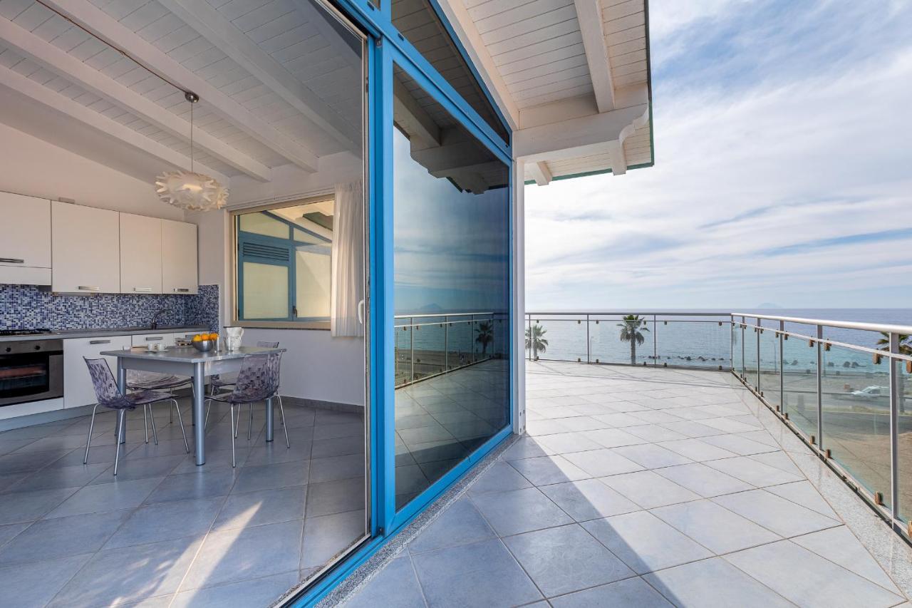 Terraces D'Orlando - Family Apartments With Sea View And Pool Capo dʼOrlando المظهر الخارجي الصورة