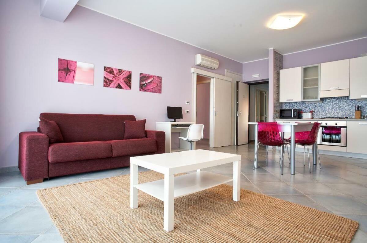 Terraces D'Orlando - Family Apartments With Sea View And Pool Capo dʼOrlando المظهر الخارجي الصورة