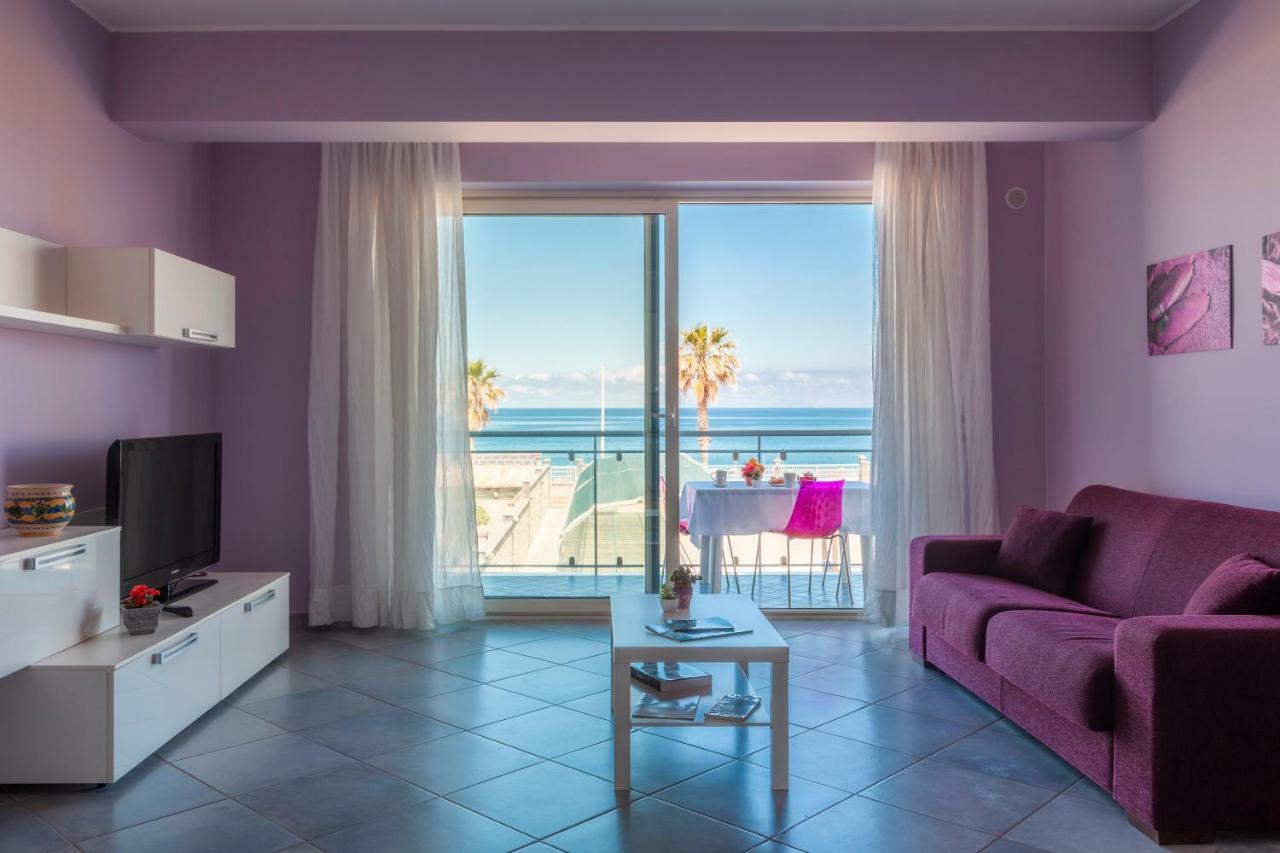 Terraces D'Orlando - Family Apartments With Sea View And Pool Capo dʼOrlando المظهر الخارجي الصورة