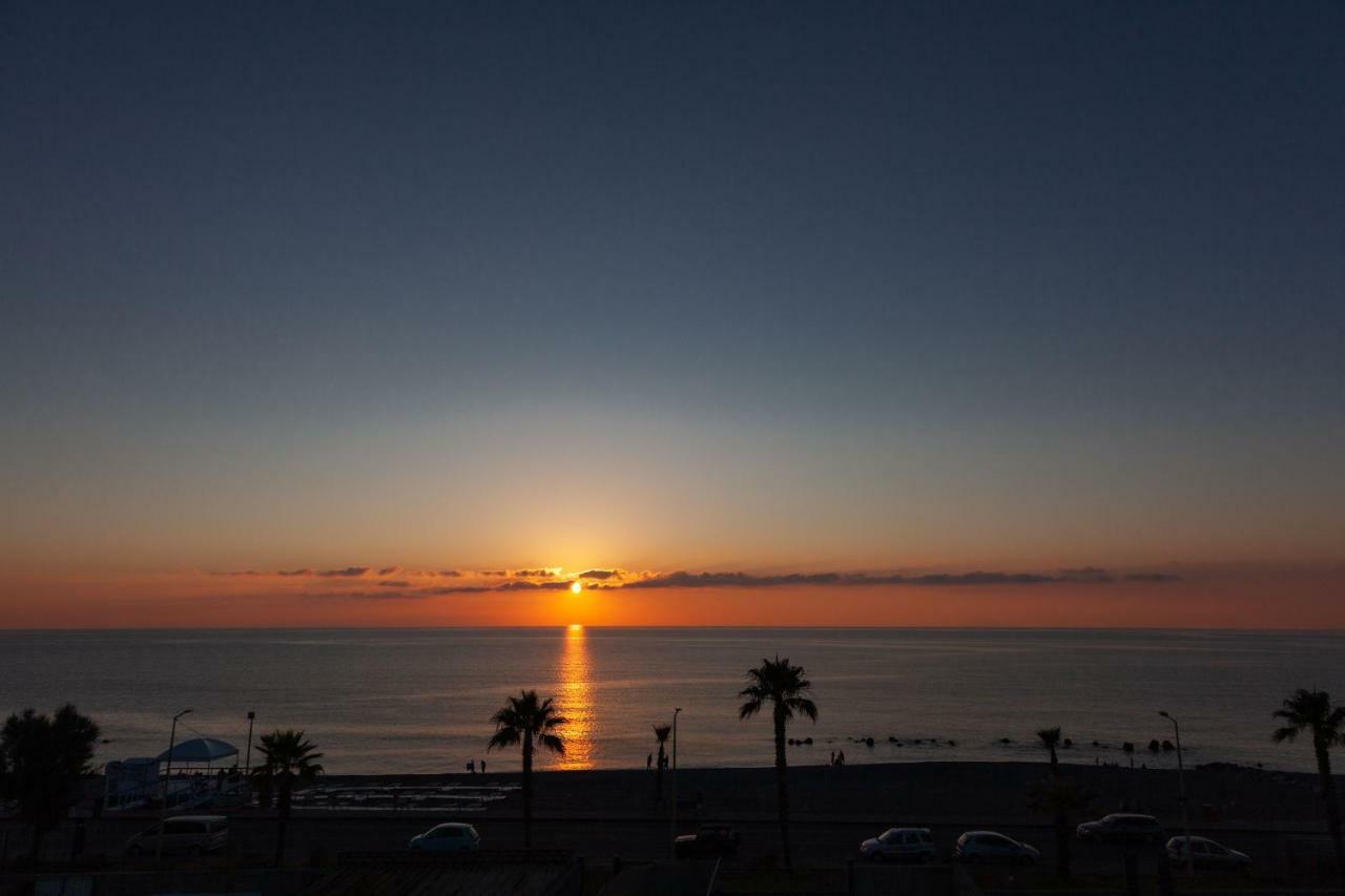 Terraces D'Orlando - Family Apartments With Sea View And Pool Capo dʼOrlando المظهر الخارجي الصورة